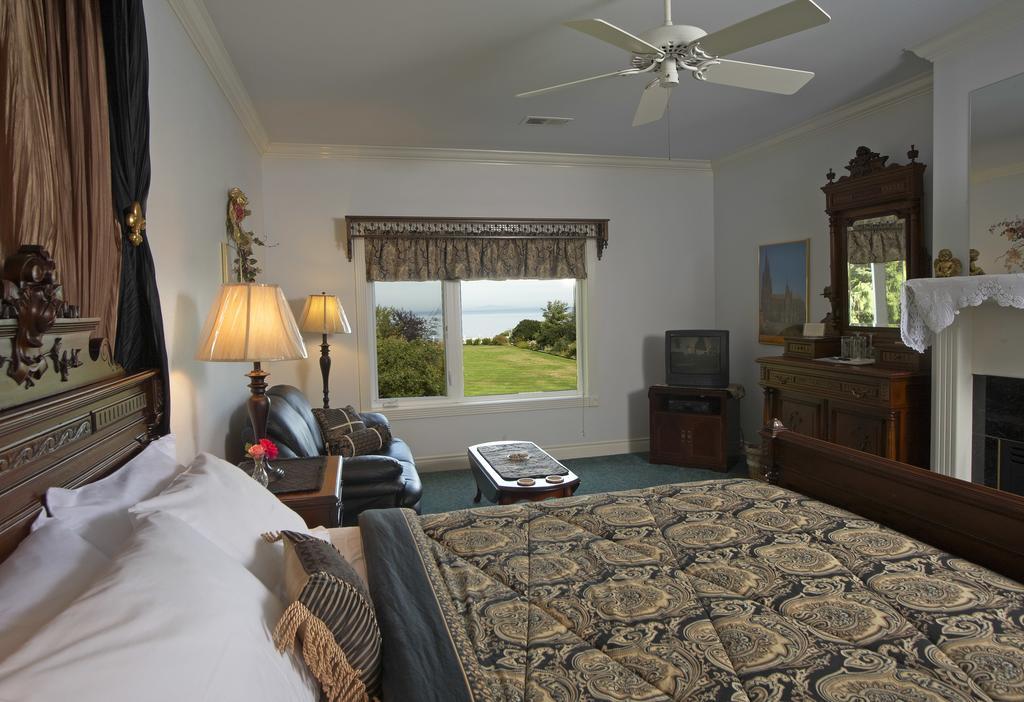 Sea Cliff Gardens Bed & Breakfast Port Angeles Ngoại thất bức ảnh