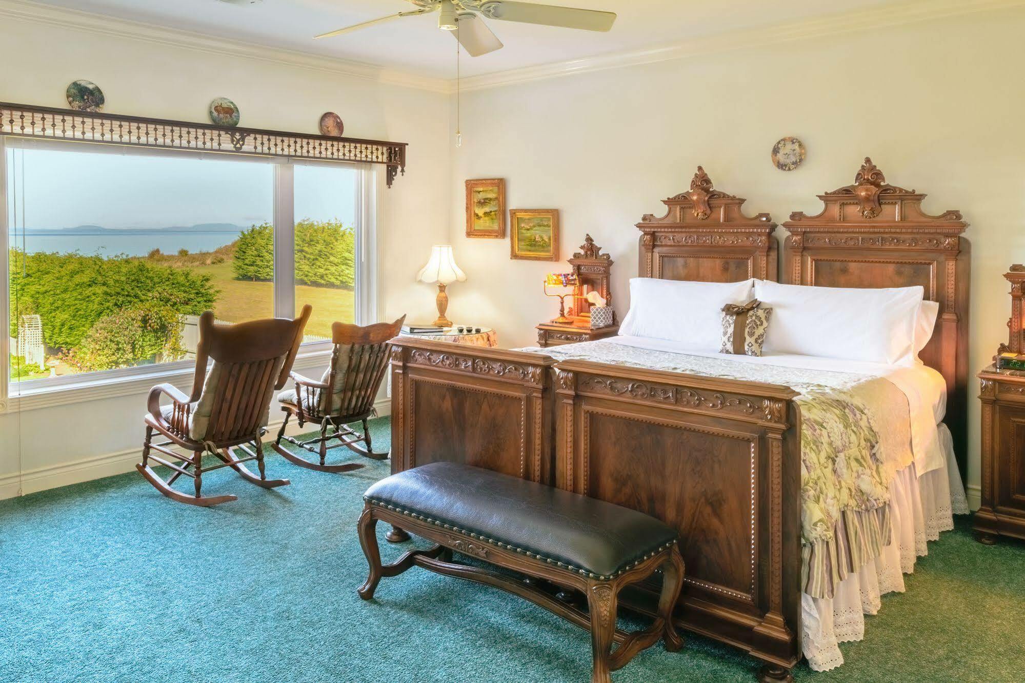 Sea Cliff Gardens Bed & Breakfast Port Angeles Ngoại thất bức ảnh