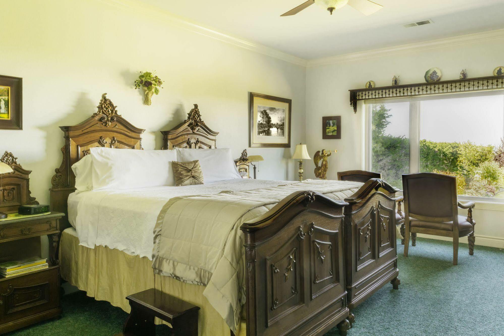 Sea Cliff Gardens Bed & Breakfast Port Angeles Ngoại thất bức ảnh